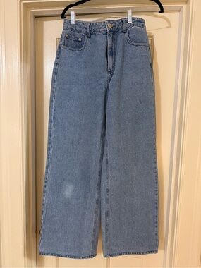 Dissh Light Wash Wide Leg Jeans size 6